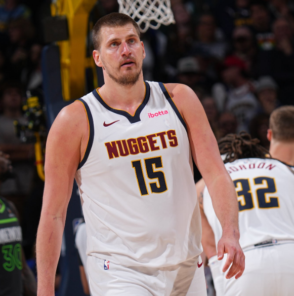 他依然保持 他依然保持